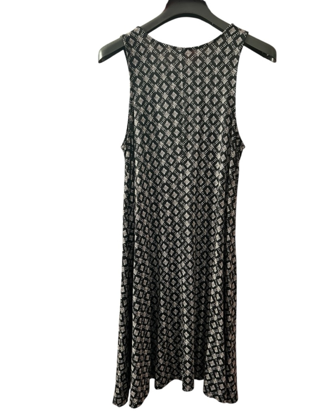 Old Navy Free Flowing Dress - Picture 3 of 9